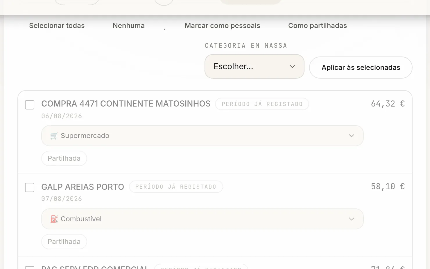 Pré-visualização de um extrato importado: sete movimentos do banco, cada um com a categoria já sugerida e marcado como partilhado, por confirmar antes de entrar nas contas.