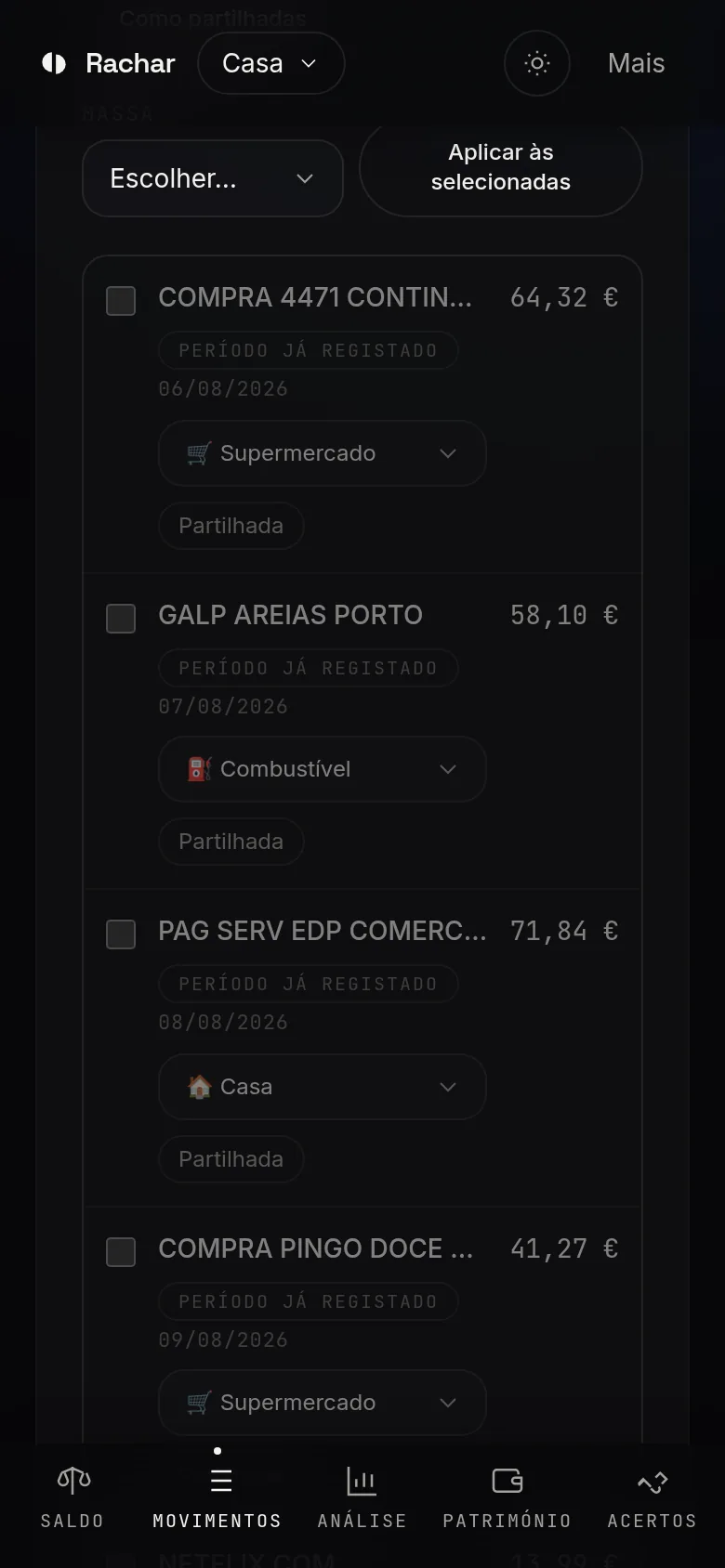 Pré-visualização de um extrato importado: sete movimentos do banco, cada um com a categoria já sugerida e marcado como partilhado, por confirmar antes de entrar nas contas.